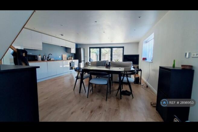 Open Plan Lounge/Kitchen