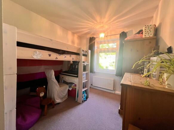 3 bed Semi-Detached for sale Image 8