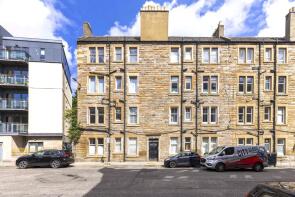 2f2, 18, Lochrin Place, Tollcross, Edinburgh EH3 9QS