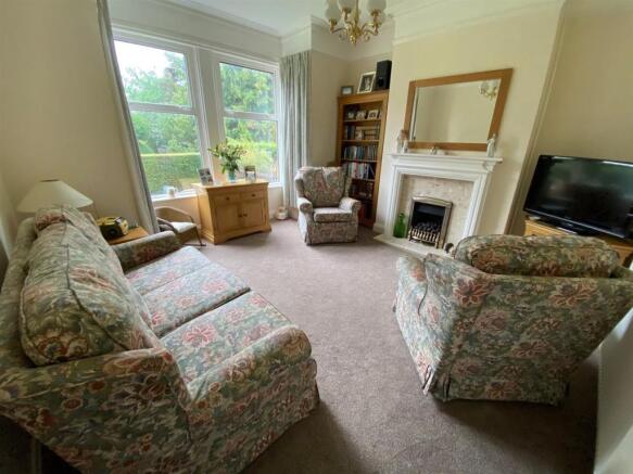 Sitting Room 2.jpg