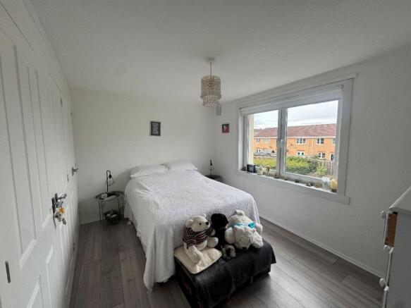 2L, 11  Ardnahoe Avenue, Toryglen, Glasgow, G42 0DF photo 5