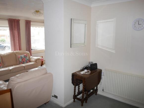 Lounge/Dining Room