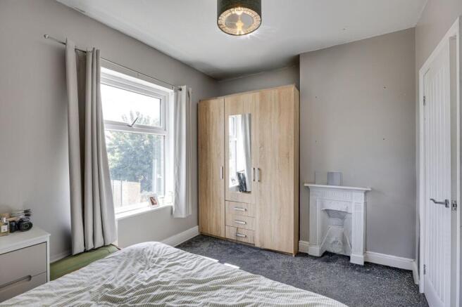 2 bed Terraced for sale Image 9