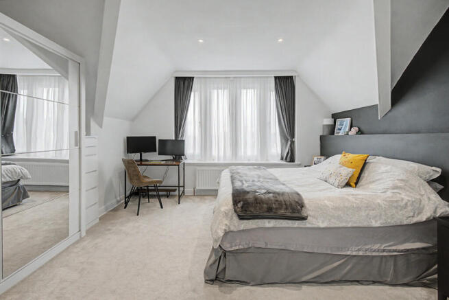 2 bed Apartment for sale Image 8