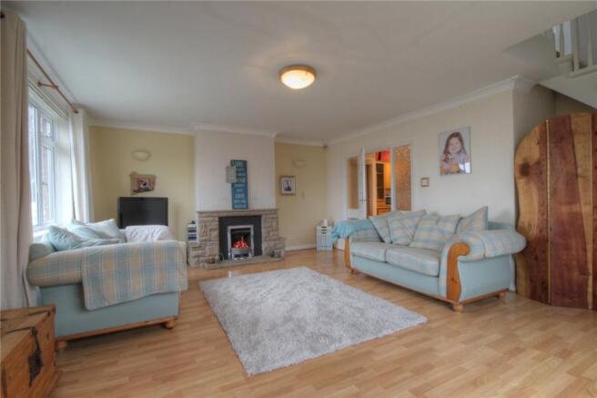 Living Room Pic 1