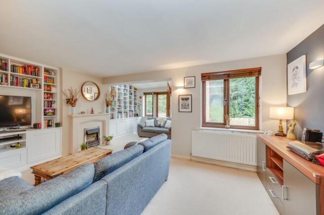 3 bed Semi-Detached for sale Image 10