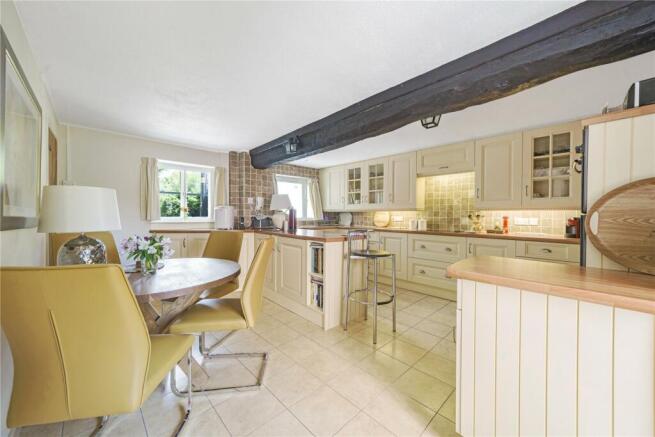 Kitchen/Breakfast Rm
