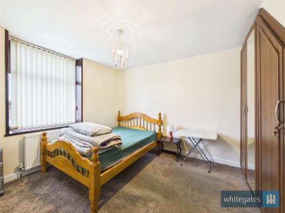 5 bed Terraced for sale Image 12