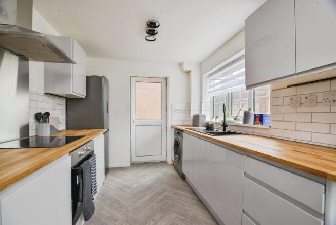 3 bed Detached for sale Image 6