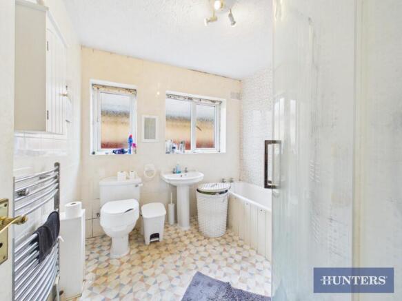 2 bed Detached Bungalow for sale Image 7