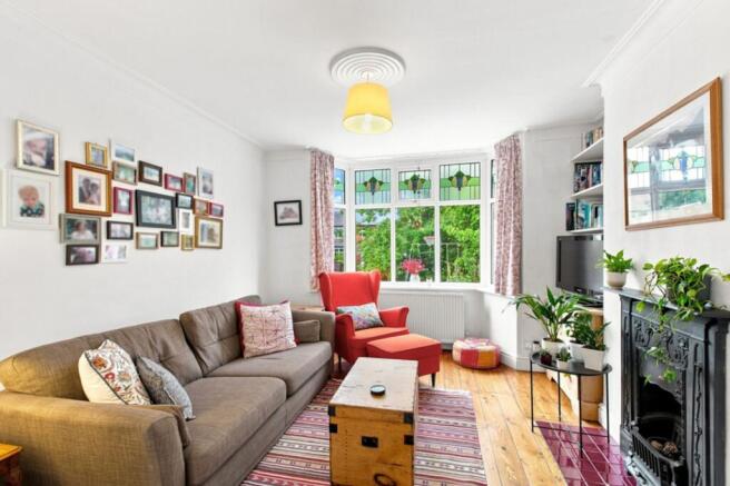4 bed Semi-Detached for sale Image 6