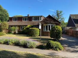5 Greenside, Chapel Lane, Woking GU24 0JY