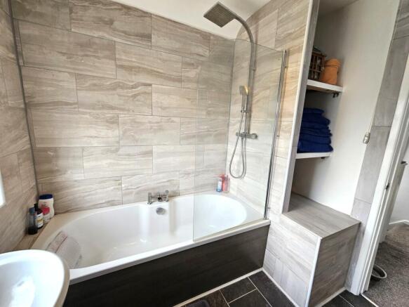 Bathroomtwo