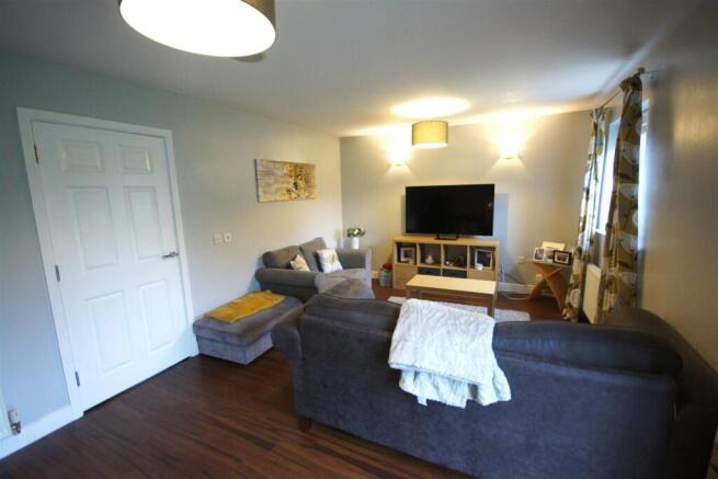 3 bed Detached for sale Image 6