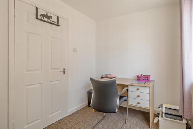 3 bed Detached Bungalow for sale Image 11