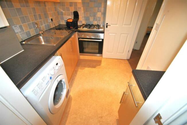 1 bed Flat to rent Image 3