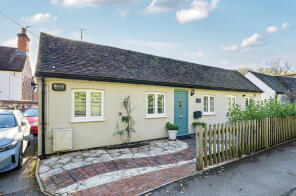 Oak Royal Cottage, Bowling Alley, Crondall, Farnham GU10 5RL