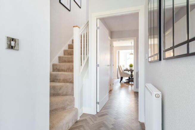 4 bed Semi-Detached for sale Image 7