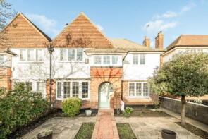 87, Cricklade Avenue, London SW2 3HE