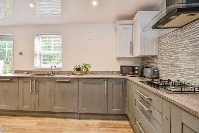 3 bed End of Terrace for sale Image 5