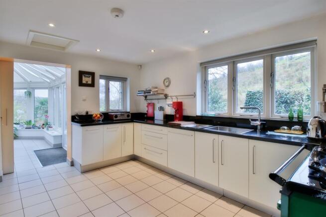 Kitchen (2)