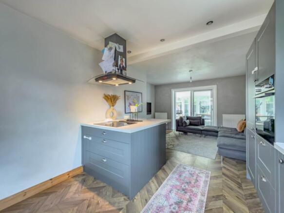 3 bed Semi-Detached Bungalow for sale Image 4