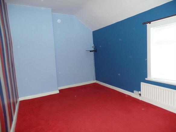 BEDROOM 2
