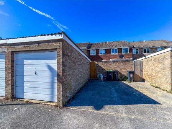 Garage & Parking
