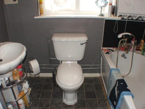Photo 8