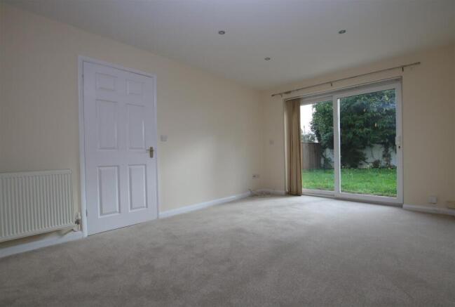 Living Room.JPG