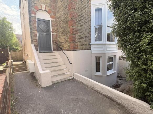Albany Road, Southsea photo 5