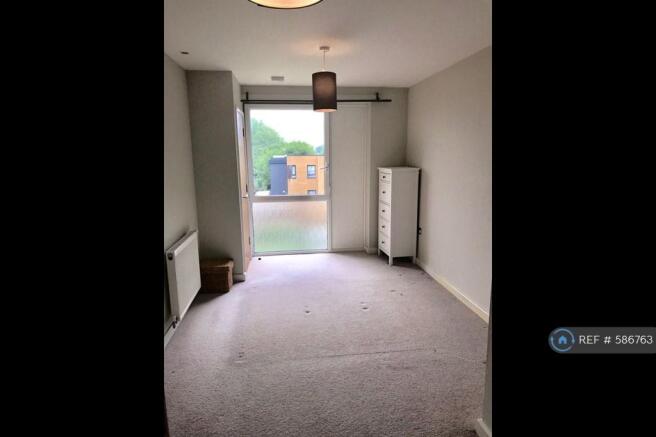 Double Bedroom With Wardrobe