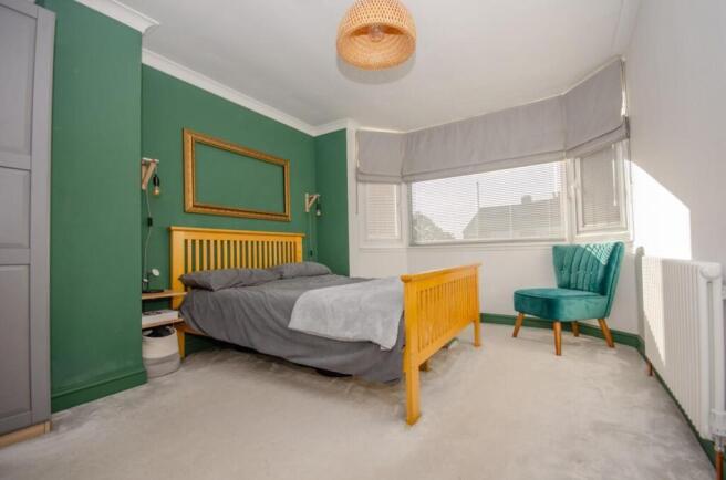 Bedroom 1.jpg