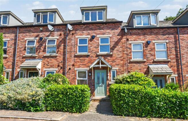 3 bed Terraced for sale in horsforth