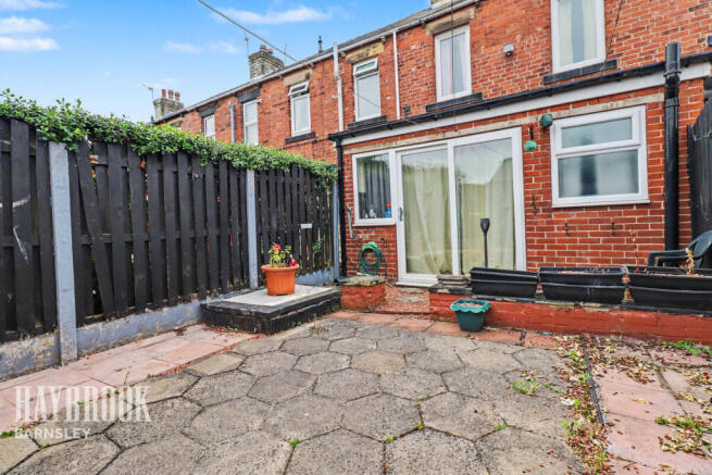3 bed Terraced for sale Image 10