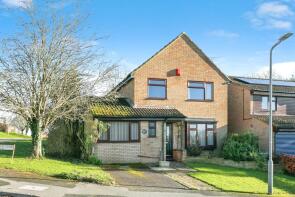 1, Middlefield Close, Buckingham MK18 1XR