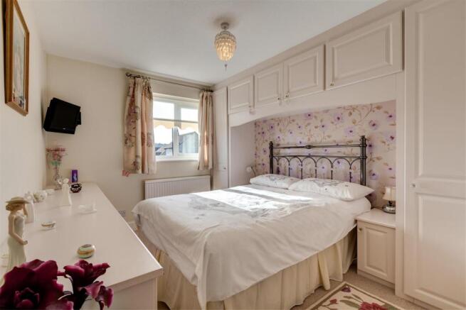 Bedroom1.jpg
