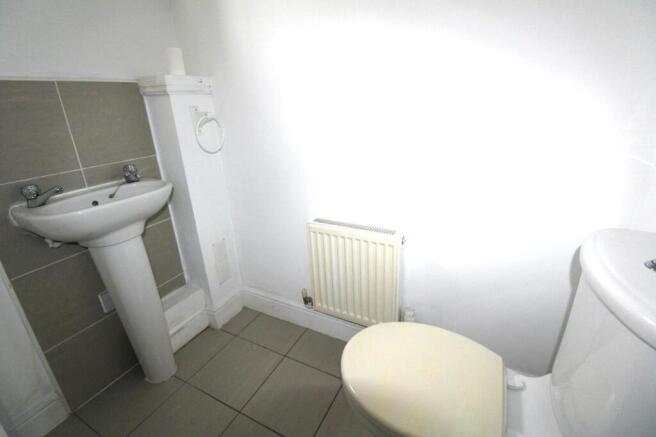 3 bed Town House for sale Image 6