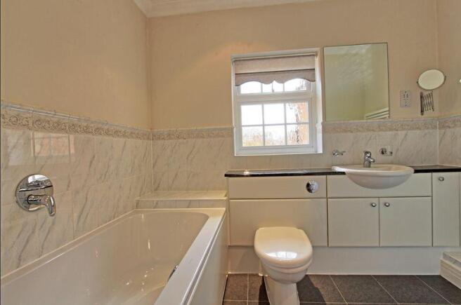 Ensuite