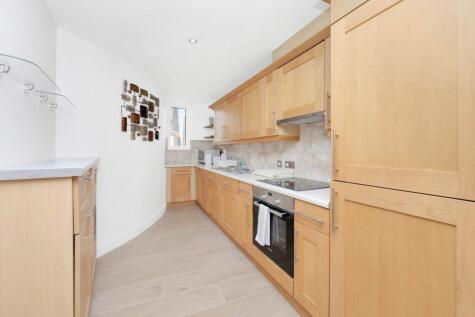 Manchester Road, Canary Wharf, London, E14