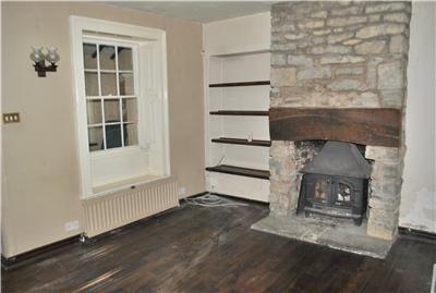 Lounge/Fireplace