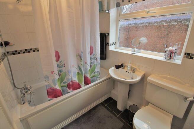Bathroom (Grou...