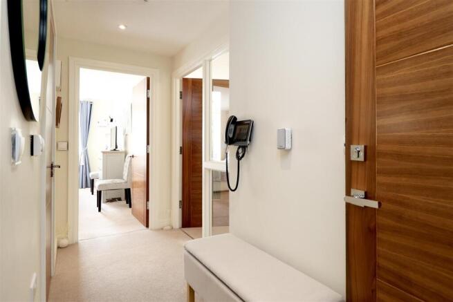 1 bed Apartment for sale Image 9