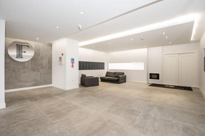 1 bed Apartment to rent Image 5
