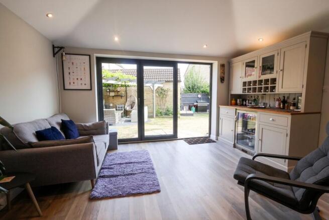 GARDEN ROOM