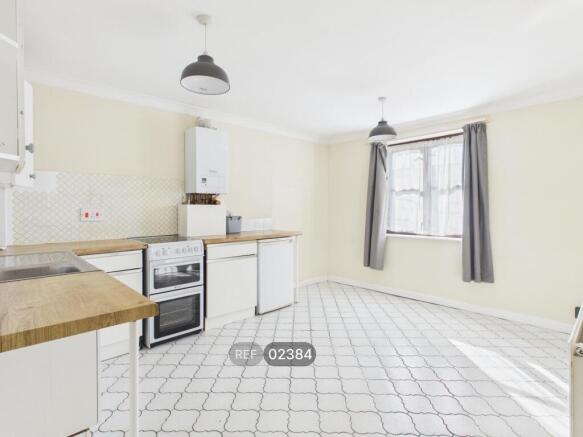 Kitchen/Living area
