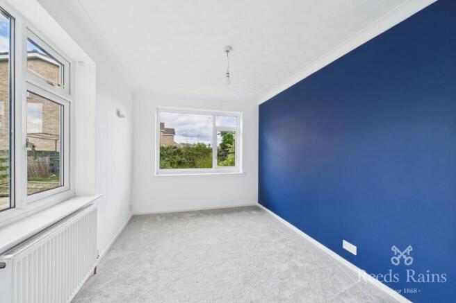 4 bed Detached for sale Image 5