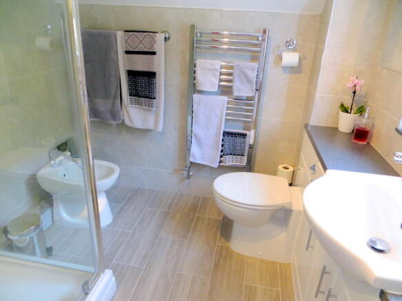 Ensuite