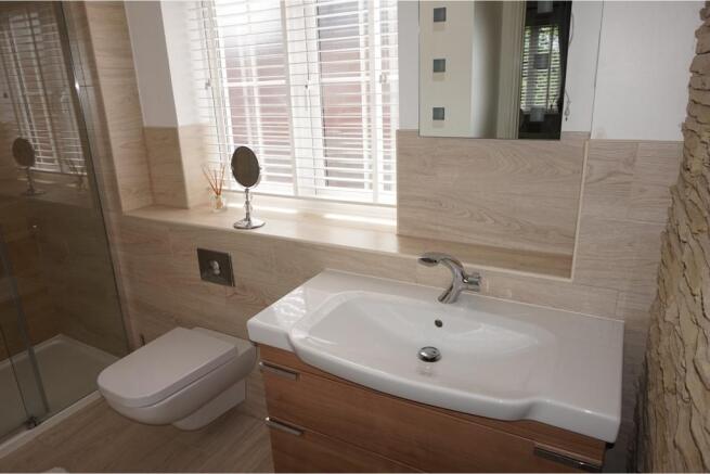 Master En-suite