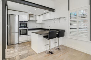 6 Steward House, Montaigne Close, London SW1P 4AG
